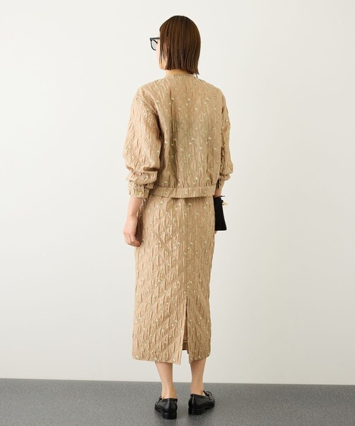 ROPE'(ロペ)の「ジャガードブルゾン/セットアップ対応・イージーケア(ブルゾン・レディース・ブラック/ベージュ・F)」の17枚目の写真