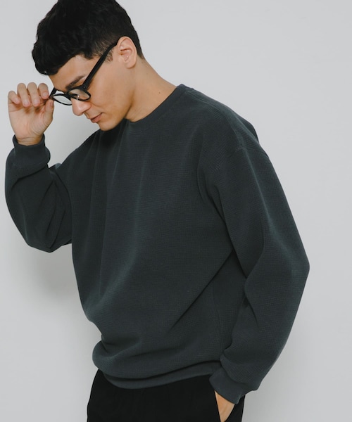URBAN RESEARCH Sonny Label（アーバンリサーチサニーレーベル）の「裏起毛ワッフルリラックスフィットプルオーバー（Tシャツ/カットソー・メンズ・オフ/チャコール/カーキ・M/L/XL）」の2枚目の写真