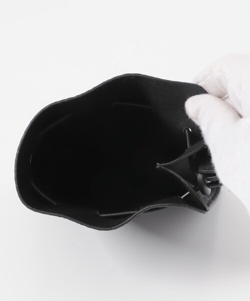 URBAN RESEARCH(アーバンリサーチ)の「ITTI HERRIE KINCHAKU POUCH(ポーチ・メンズ・BLACK/TAUPE・XXS)」の6枚目の写真