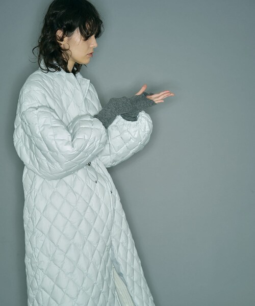 THE GOODLAND MARKET(ザグッドランドマーケット)の「『別注』KWD×ザ グッドランド マーケット GREEN DOWN QUILTING JACKET(その他アウター・レディース・BLACK/OFF WHITE・FREE)」の5枚目の写真