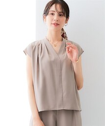 7days Life Styling | 【しわになりにくい・ストレッチ】ショルダータックＶネックフレンチスリーブブラウス（とろみシリーズ）(シャツ/ブラウス)