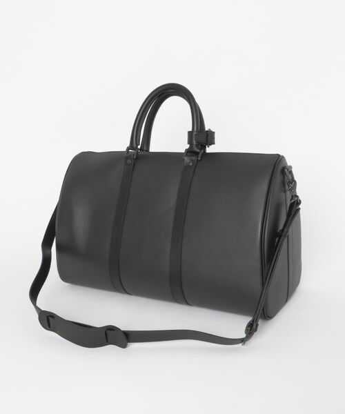 URBAN RESEARCH(アーバンリサーチ)の「semoh Cow Leather Boston Bag(ボストンバッグ・メンズ・BLACK・2)」の4枚目の写真