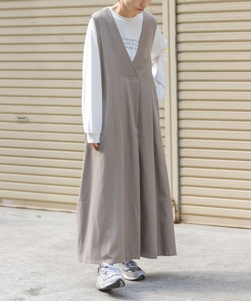 URBAN RESEARCH DOORS(アーバンリサーチドアーズ)の「FORK&SPOON フロントタックフレアワンピース(ワンピース・レディース・BLACK/BEIGE/DARKGREEN・1/2)」の16枚目の写真