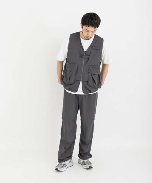 EKAL（エカル）の「Snow Peak Apparel　Insect Shield Mesh Vest（ベスト・メンズ・NAVY/CHARCOAL・M/L）」の7枚目の写真