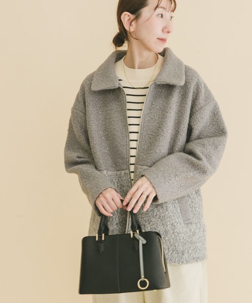 ITEMS URBANRESEARCH(アイテムズ アーバンリサーチ)の「ボア切替ジャケット(テーラードジャケット・レディース・L.BEG/GRY・Free)」の4枚目の写真