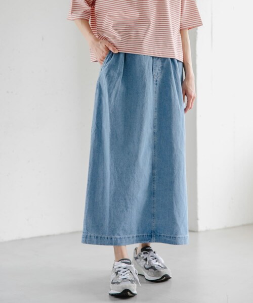 URBAN RESEARCH DOORS（アーバンリサーチドアーズ）の「FORK&SPOON　綿麻デニムスカート（デニムスカート・レディース・ONEWASH/USED・1/2）」の2枚目の写真