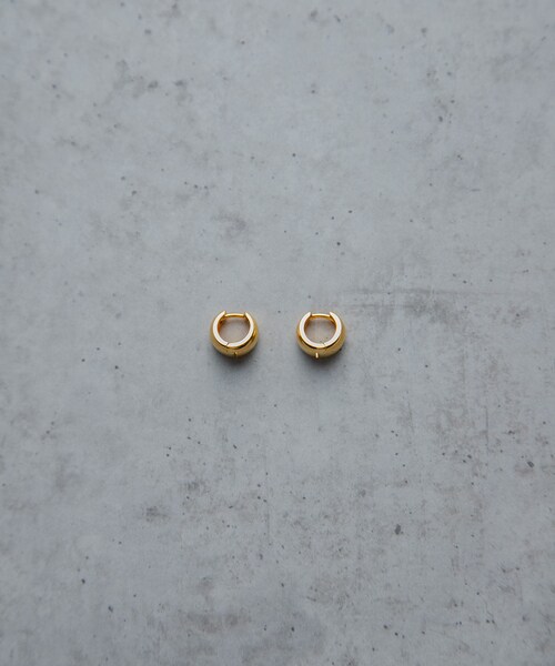 URBAN RESEARCH（アーバンリサーチ）の「decor『デコール』　Plump Drop Pierce M GD（ピアス（両耳用）・レディース・GOLD・-）」の8枚目の写真