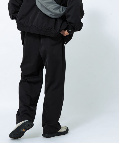 EKAL（エカル）の「SOLOTEXツイルイージートラウザー（その他パンツ・メンズ・ネイビー/ブラック・M/L）」の7枚目の写真