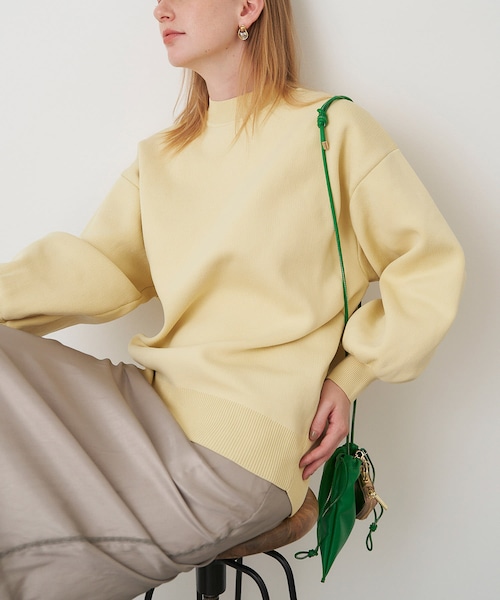 URBAN RESEARCH ROSSO（アーバンリサーチロッソ）の「ELENDEEK　FORM SLEEVE OVER KNIT（ニット/セーター・レディース・YLW/OWHT/BLACK/PPL・FREE）」の4枚目の写真