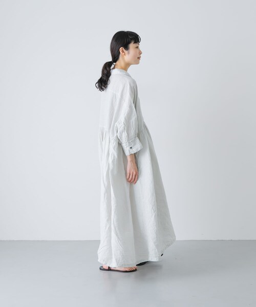 かぐれ（カグレ）の「Honnete　GATHERED DRESS（ワンピース・レディース・SILVER/BLUE/NOIR・One）」の16枚目の写真