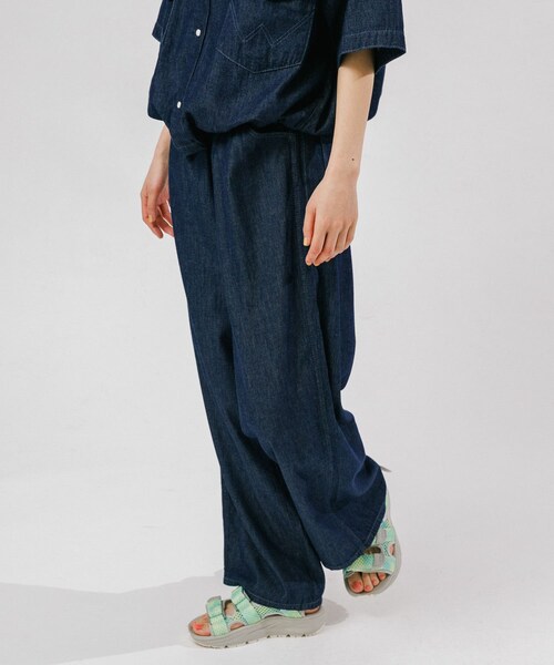EKAL(エカル)の「『別注』Wrangler×EKAL ライトデニムリラックスバギーパンツ(デニムパンツ・レディース・USED/O.W・Free)」の16枚目の写真