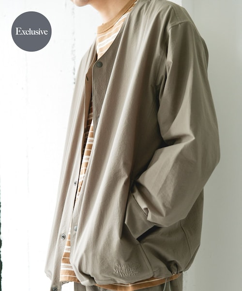 URBAN RESEARCH DOORS（アーバンリサーチドアーズ）の「『別注』Marmot×DOORS　DOTAIR CARDIGAN SHIRTS（ノーカラージャケット・メンズ・INK BLACK/BLUE GRAY/KHAKI・M/L/XL）」の2枚目の写真