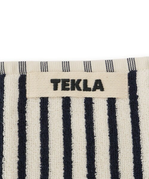 ADAM ET ROPE'(アダムエロペ)の「【J'aDoRe・店舗限定】【TEKLA】Terry Towels Striped (Washcloth)(ハンカチ/ハンドタオル・レディース・グリーン系/ネイビー系/ブラウン系・F)」の9枚目の写真