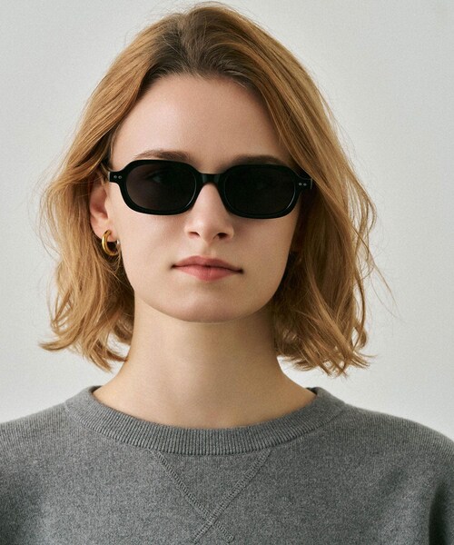 SENSE OF PLACE by URBAN RESEARCH(センスオブプレイスバイアーバンリサーチ)の「NUEF nuef0151(メガネ・レディース・BLACK/BLK×BRN/BROWN/BLK×GRAY・One)」の2枚目の写真