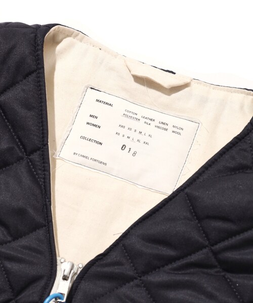 ADAM ET ROPE'(アダムエロペ)の「《別注》【CAMIEL FORTGENS/カミエル フォートヘンス】ZIP VEST Technical padded - black(その他アウター・メンズ・ブラック・L/M/S)」の18枚目の写真