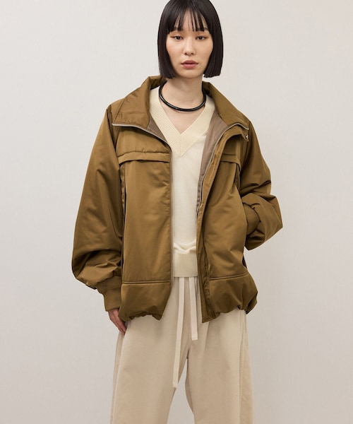 ADAM ET ROPE'(アダムエロペ)の「【WEB限定】・【定番】スタンドカラーフライトジャケット(その他アウター・レディース・ブラック/ブラウン/キャメル・F)」の13枚目の写真