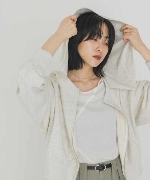 KBF（ケイビーエフ）の「セーラーライククロップドパーカー（パーカー・レディース・NAVY/OATMEAL/TOP GRAY・One）」の2枚目の写真