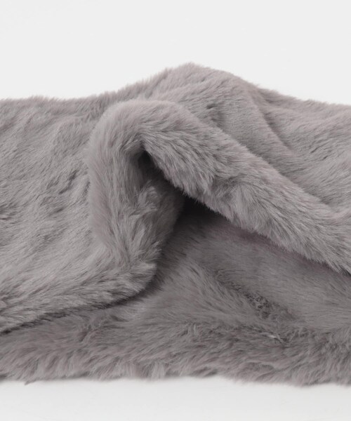URBAN RESEARCH DOORS(アーバンリサーチドアーズ)の「エコファーティペット(マフラー・レディース・CREAM/GREIGE/CHARCOAL・one)」の9枚目の写真