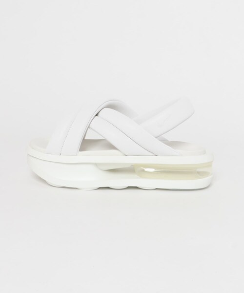 URBAN RESEARCH Sonny Label（アーバンリサーチサニーレーベル）の「NIKE　ウィメンズエアマックスアイラサンダル（サンダル・レディース・003ブラック/100WHITE/02ブラック系・23/24）」の9枚目の写真