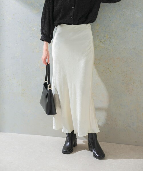 URBAN RESEARCH ROSSO（アーバンリサーチロッソ）の「サテンバイアススカート（スカート・レディース・ivory/mauve pink・FREE）」の9枚目の写真