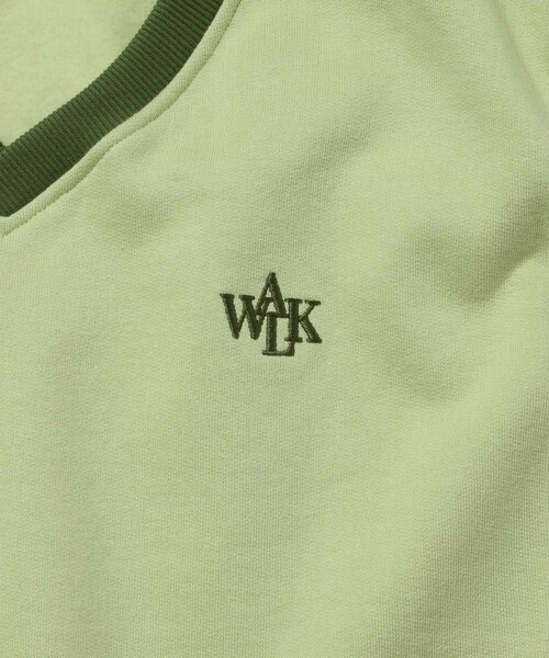 ADAM ET ROPE'(アダムエロペ)の「【WALK IN PARIS/ウォーク イン パリス】Emerald green sleeveless sweatshirt(ベスト・メンズ・ライトグリーン・L/M)」の5枚目の写真