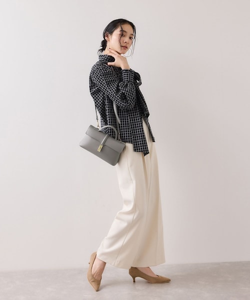 VIS(ビス)の「ひねり金具ワンハンドルミニショルダーバッグ/2WAY,WEB限定カラーあり(ショルダーバッグ・レディース・ブラック/ブラック系/グレー系/キャメル/ベージュ/ダークブラウン/ブルー系・F)」の18枚目の写真