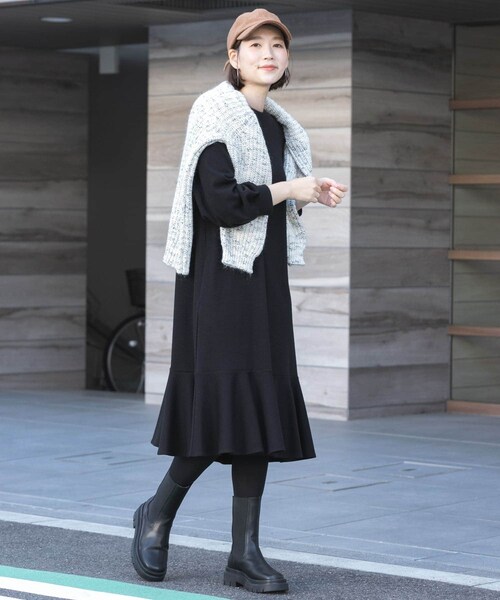 URBAN RESEARCH ROSSO（アーバンリサーチロッソ）の「『40サイズ/高身長向けも展開』F by ROSSO　裾フレアワンピース（ワンピース・レディース・L/BEIGE/BLACK/CHARCOAL/MARRON・38/40）」の10枚目の写真