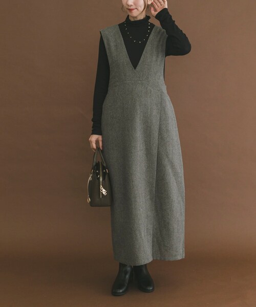 ITEMS URBANRESEARCH（アイテムズ アーバンリサーチ）の「リブタートルネックカットソー（Tシャツ/カットソー・レディース・OFF/BLK/MTD・FREE）」の14枚目の写真