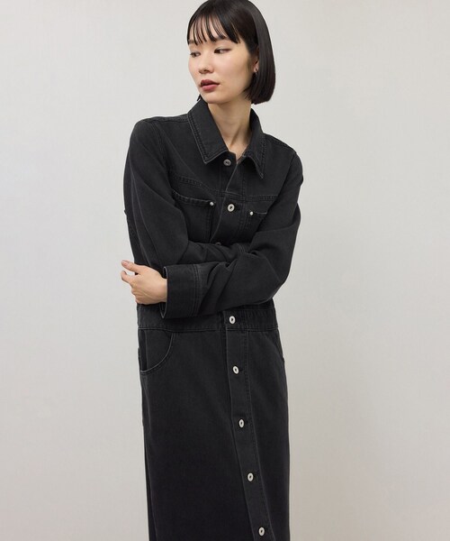 ADAM ET ROPE'(アダムエロペ)の「【WEB限定】デニムシャツロングワンピース(シャツワンピース・レディース・ブラック/ブルー・36/38)」の13枚目の写真