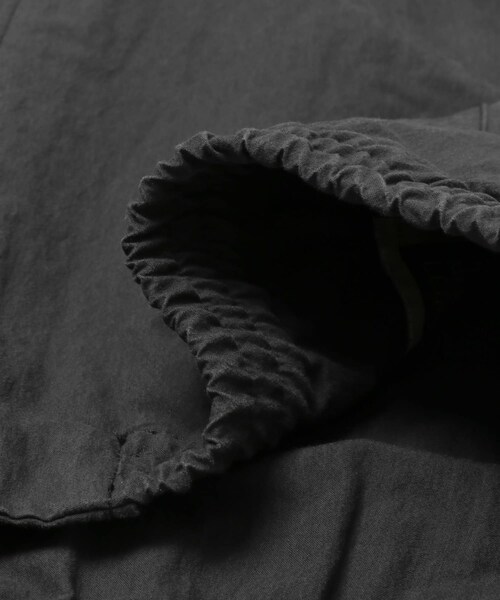 URBAN RESEARCH（アーバンリサーチ）の「ANOTHER OFFICE　LIBRARY TRACK JACKET（ブルゾン・メンズ・CHARCOAL・2/3）」の11枚目の写真