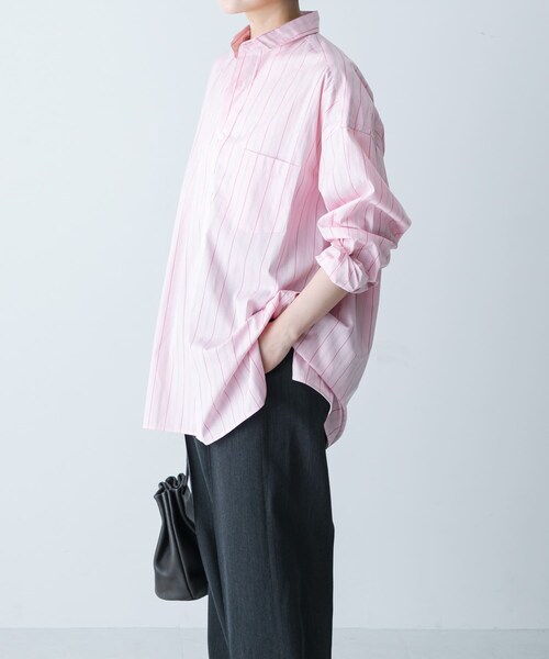 かぐれ(カグレ)の「TICCA スクエアビッグシャツuni(シャツ/ブラウス・レディース・blue/pinkstripe・1)」の11枚目の写真