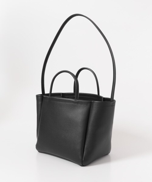 URBAN RESEARCH（アーバンリサーチ）の「MARROW　HANDLE TOTE MEDIUM（トートバッグ・レディース・BLACK・-）」の4枚目の写真