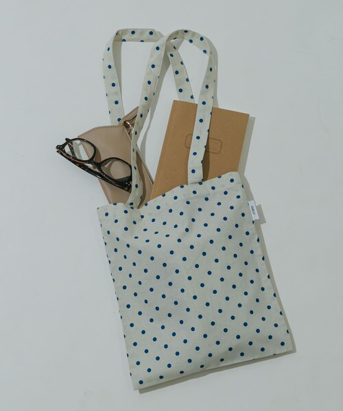 SMELLY（スメリー）の「プリントトートバッグS（トートバッグ・レディース・CHERRY/STRIPE/CHECK/DOT/FLOWER/EMBROIDERY・S）」の6枚目の写真