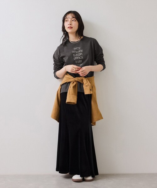 VIS（ビス）の「ロゴ＆フォトアソートプリントロンT（Tシャツ/カットソー・レディース・チャコール/ホワイト/ホワイト系・F）」の14枚目の写真