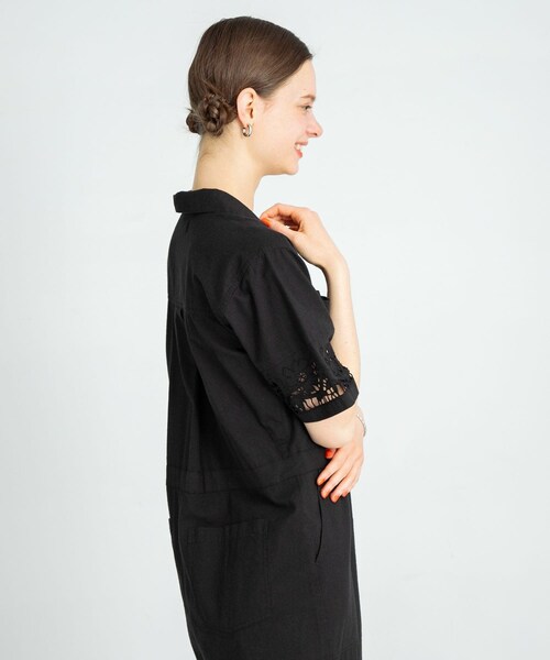 URBAN RESEARCH Sonny Label（アーバンリサーチサニーレーベル）の「エンブロイダリーコットンオールインワン（サロペット/オーバーオール・レディース・チャコールブラウン/ブラック・36/38）」の8枚目の写真