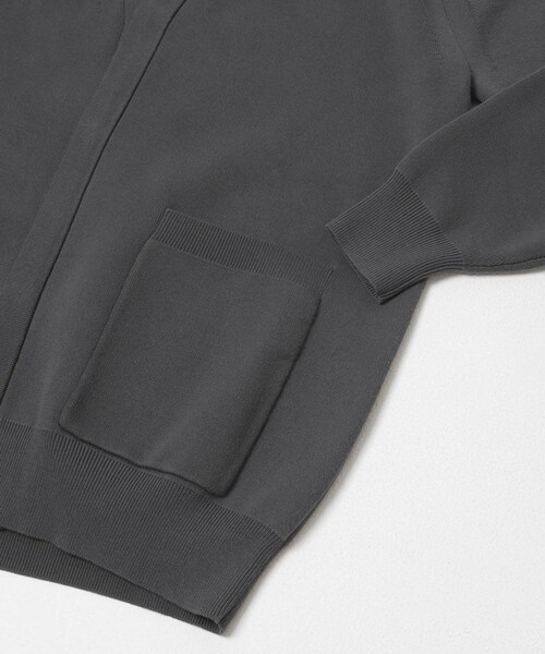 URBAN RESEARCH DOORS（アーバンリサーチドアーズ）の「『UR TECH Renew Knit』Vネックカーディガン（カーディガン/ボレロ・メンズ・GRAY/CHARCOAL/LIGHTBROWN・M/L）」の13枚目の写真