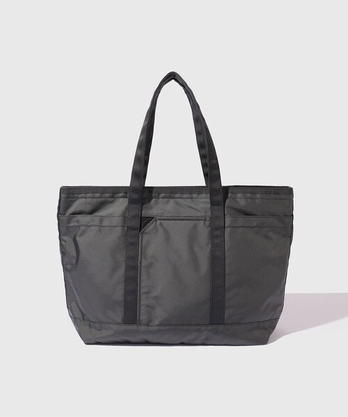 ADAM ET ROPE'（アダムエロペ）の「【MONOLITH/モノリス】TOTE STANDARD S（トートバッグ・メンズ・ブラック/ライトグレー・F）」の6枚目の写真