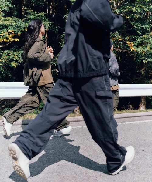 EKAL（エカル）の「and wander　ROA cingino（スニーカー・メンズ・Off White/Khaki・41/42/43）」の10枚目の写真