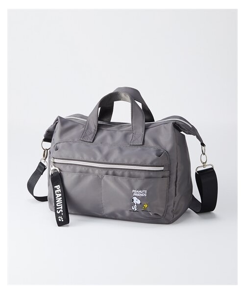 nissen（ニッセン）の「スヌーピーワンポイント刺しゅう入10ポケット２WAYはっ水ショルダーバッグ（選べる肩ひも長さ）（ショルダーバッグ・メンズ・黒/カーキ/グレー/キャメル・1=約73~140cm/2=約88~170cm）」の6枚目の写真