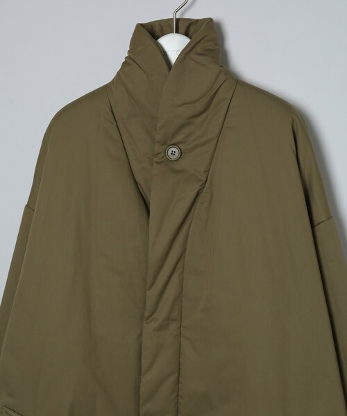 ADAM ET ROPE'（アダムエロペ）の「MENS【Cristaseya】PADDED COAT（ダウンジャケット/コート・メンズ・カーキ・L/XL）」の5枚目の写真