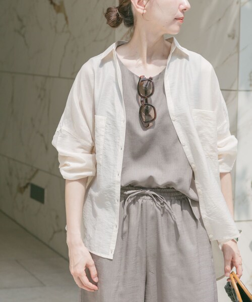 ITEMS URBANRESEARCH（アイテムズ アーバンリサーチ）の「シアーポケットスキッパーシャツ（シャツ/ブラウス・レディース・WHT/L.BLU/NVY・FREE）」の4枚目の写真