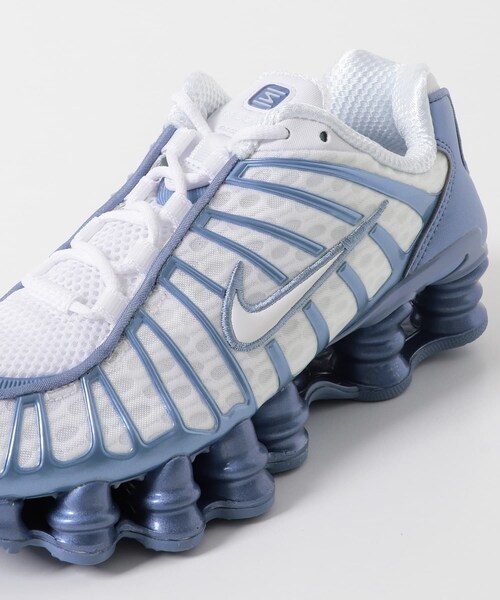 URBAN RESEARCH（アーバンリサーチ）の「NIKE　SHOX TL（スニーカー・レディース・WH/W BLUE・23.5/24/24.5/25）」の8枚目の写真