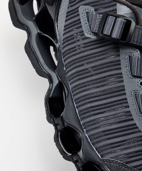ADAM ET ROPE'(アダムエロペ)の「【MIZUNO(ミズノ)】WAVE PROPHECY STRAP2(スニーカー・レディース・チャコール/ライトグリーン・23/24/25)」の14枚目の写真