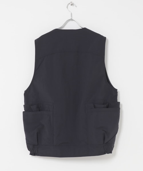 URBAN RESEARCH DOORS（アーバンリサーチドアーズ）の「SASSAFRAS　OVERGROWN HIKER VEST（ベスト・メンズ・NAVY/BLACK・M/L）」の14枚目の写真