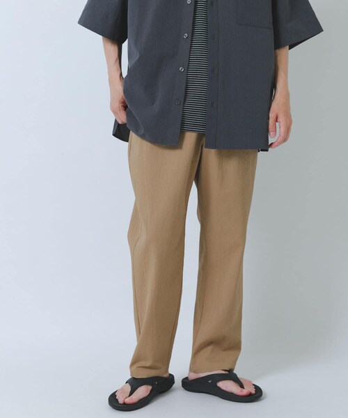 ITEMS URBANRESEARCH(アイテムズ アーバンリサーチ)の「『接触冷感/イージーケア/吸水速乾/撥水/防汚』高機能シアサッカー イージートラウザー(楽着シリーズ)(その他パンツ・メンズ・BLACK/BEIGE/L.BLUE・M/L)」の14枚目の写真
