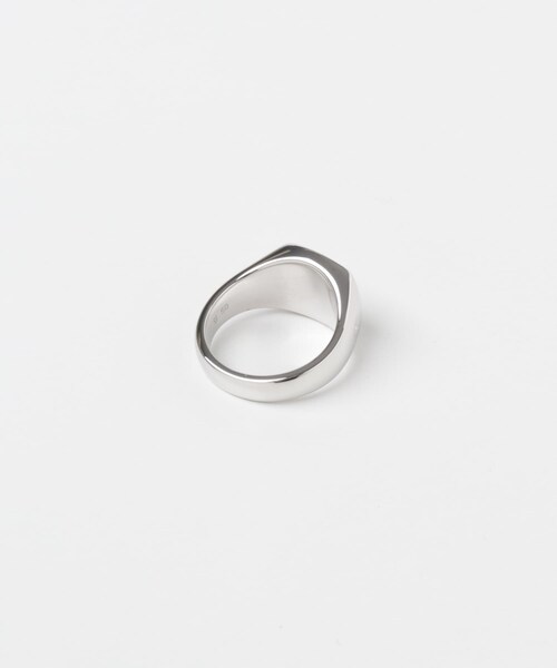 URBAN RESEARCH(アーバンリサーチ)の「Kay Ring White MOP(リング・レディース・Silver・50/52)」の4枚目の写真