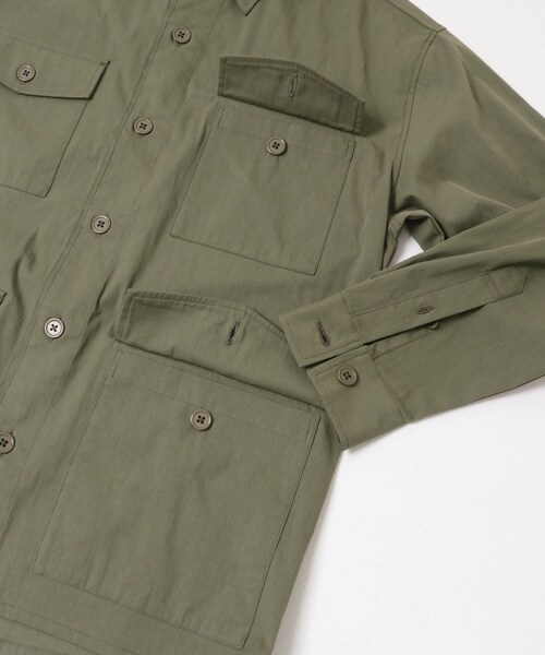 ITEMS URBANRESEARCH(アイテムズ アーバンリサーチ)の「4-pocket ツイル フィールドシャツジャケット(ミリタリージャケット・メンズ・CHARCOAL/OLIVE・M/L)」の7枚目の写真