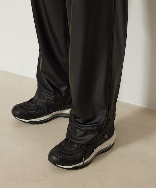 NERGY（ナージー）の「【イージーケア】Synthetic Leather イージー