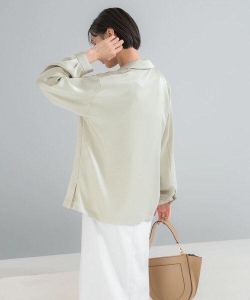 URBAN RESEARCH ROSSO（アーバンリサーチロッソ）の「オープンカラーヴィンテージシルキーサテンブラウス（シャツ/ブラウス・レディース・OFF/Y/BEIGE・Free）」の15枚目の写真