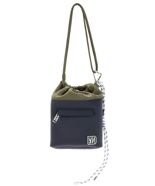 UN3D.（アンスリード）の「2WAY DIVER PURSE（ボディバッグ/ウエストポーチ・レディース・グレー/ブラック/カーキ・F）」の6枚目の写真